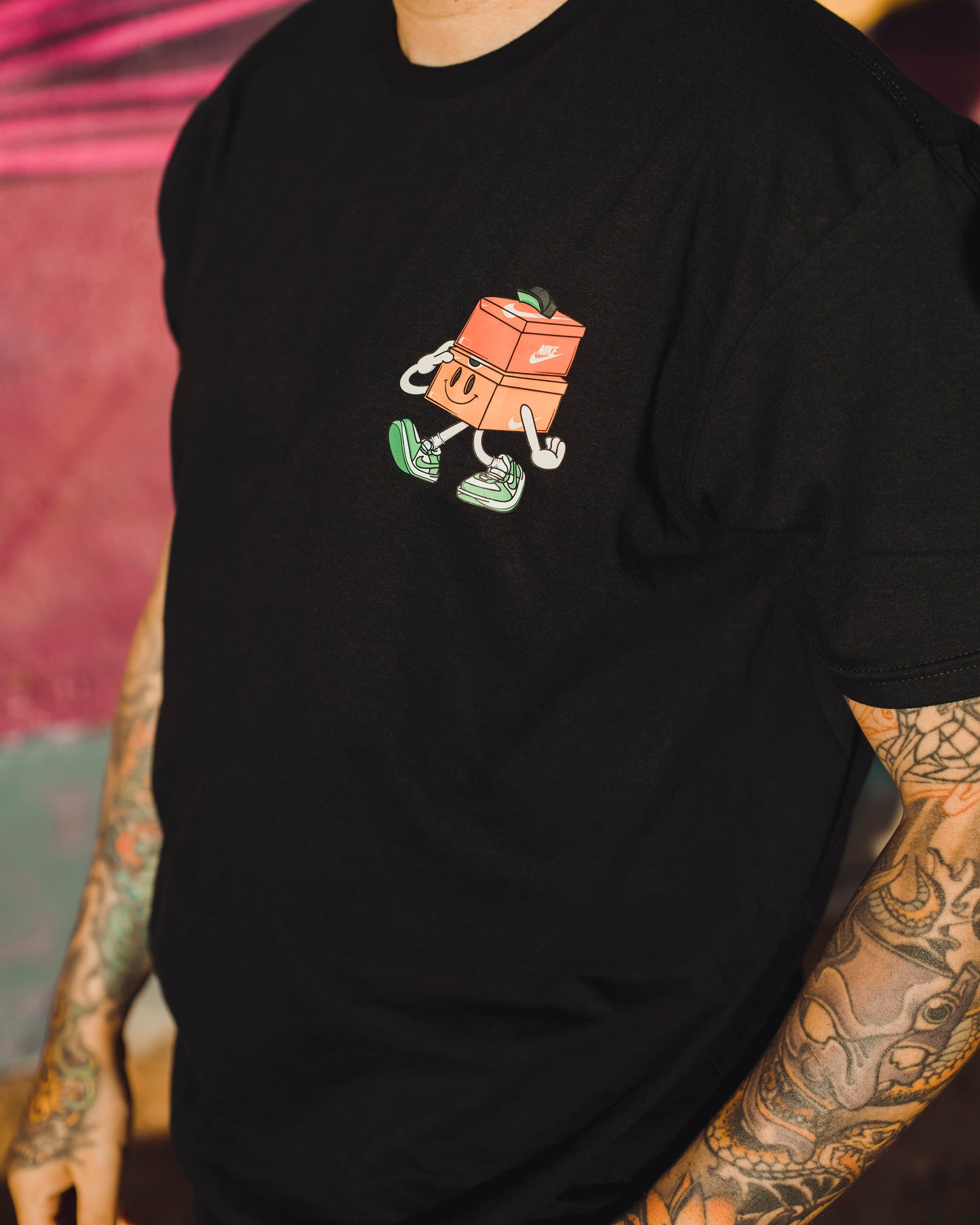 T-Shirt-HYPEBEAST X ERRE / Sneaky box Team Swoosh